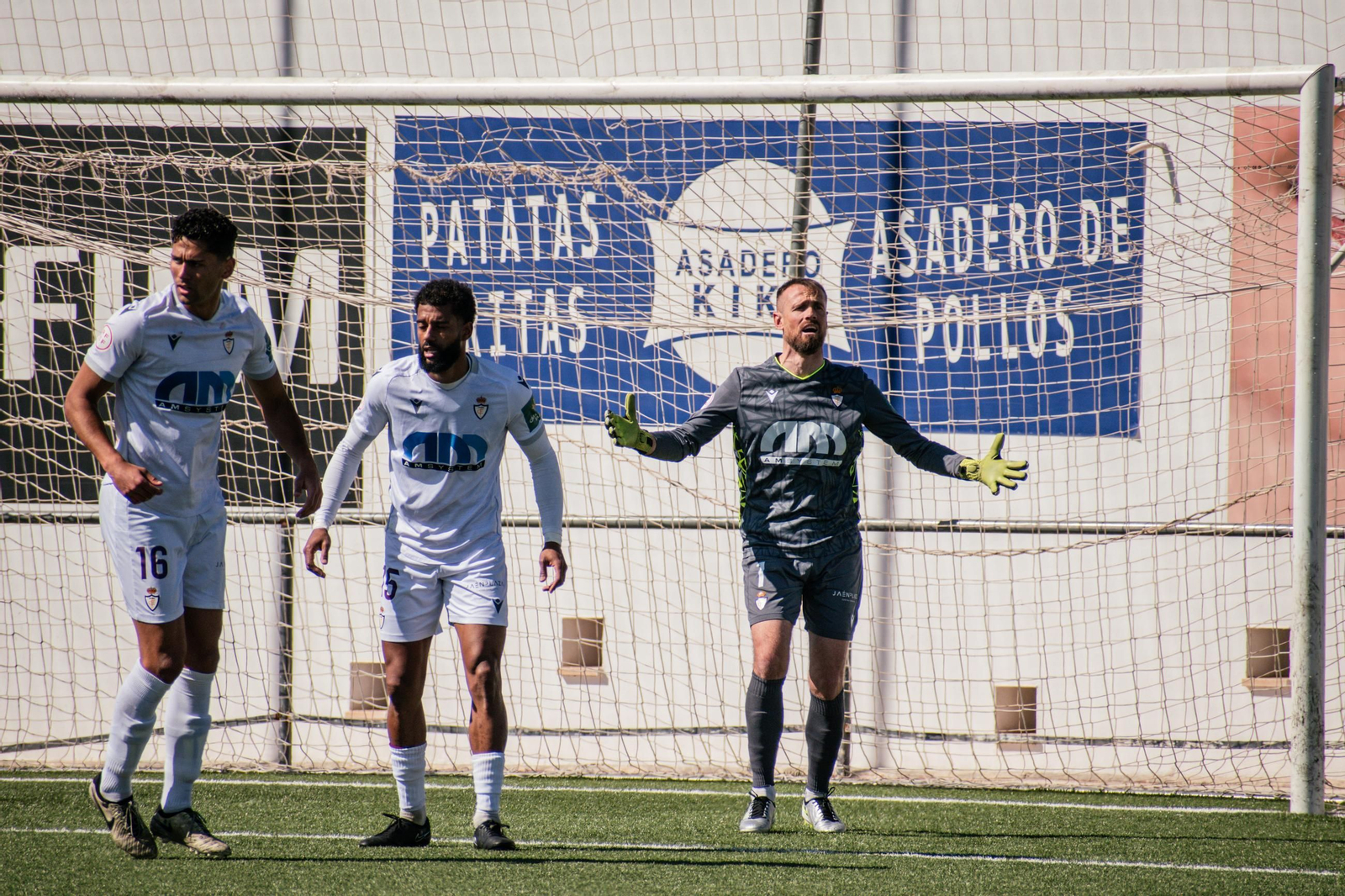 Las opciones de ascenso para el conjunto lagarto pasan por mejorar sus prestaciones defensivas.