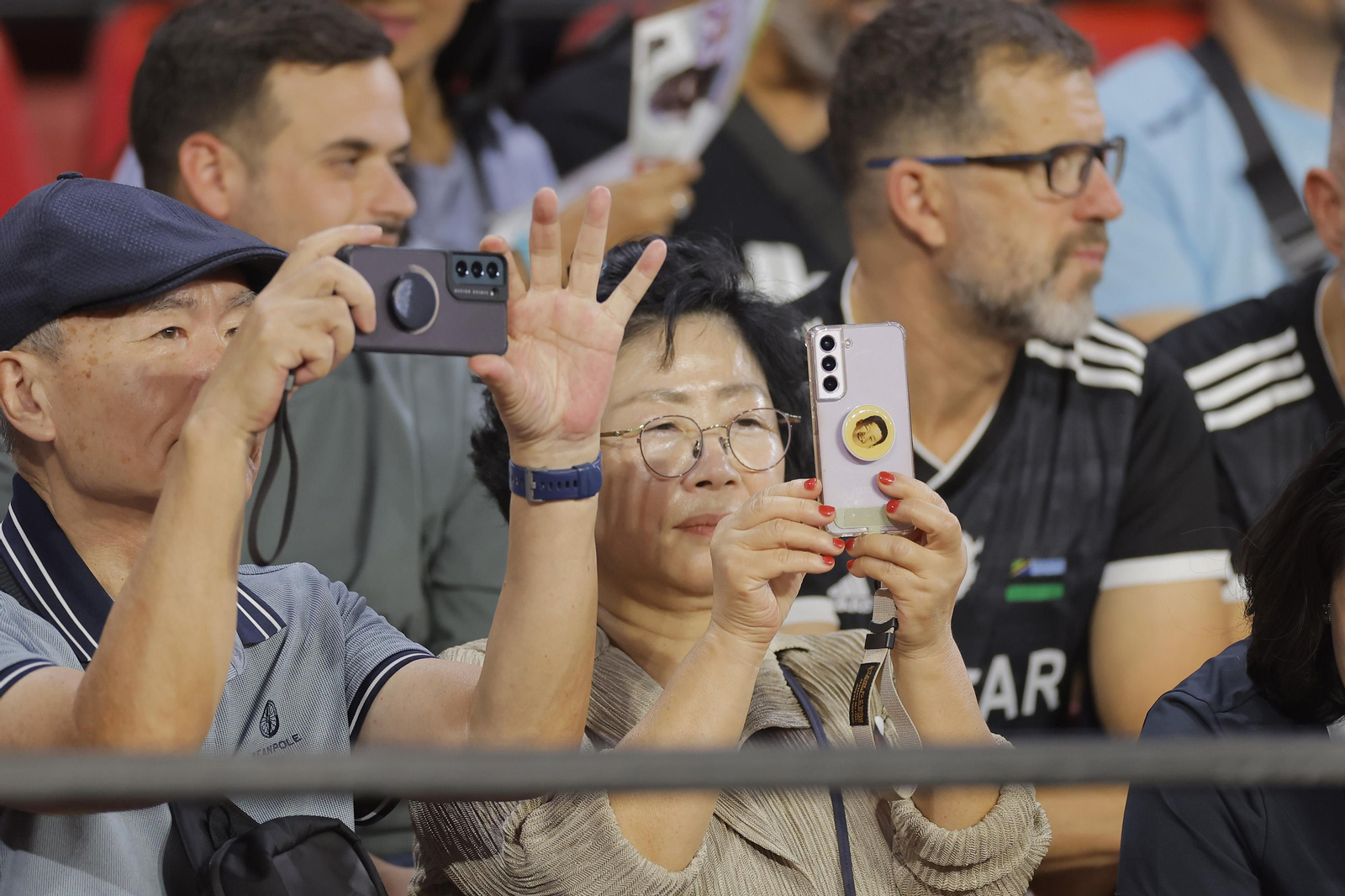 Búscate en las fotos del Sevilla-Rayo