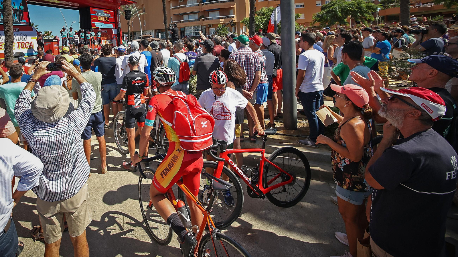 Así estaba Sanlúcar por los actos de V Centenario y La Vuelta Ciclista
