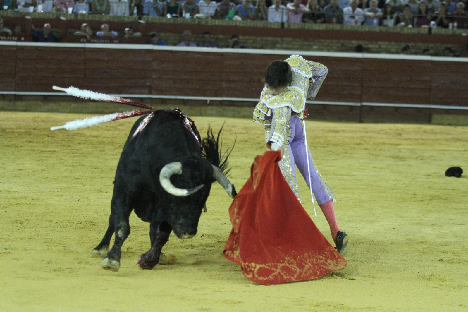 Imágenes de lidia de Roca Rey