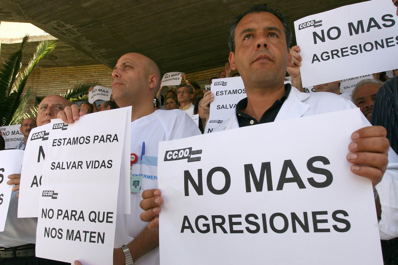 Imagen de archivo de una de las concentraciones en repulsa de las agresiones a sanitarios.