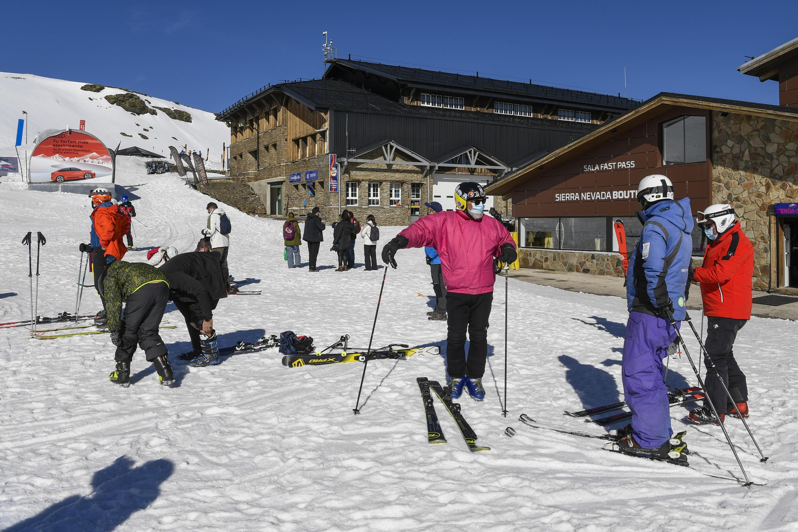 Fotos del último día de esquí en Sierra Nevada