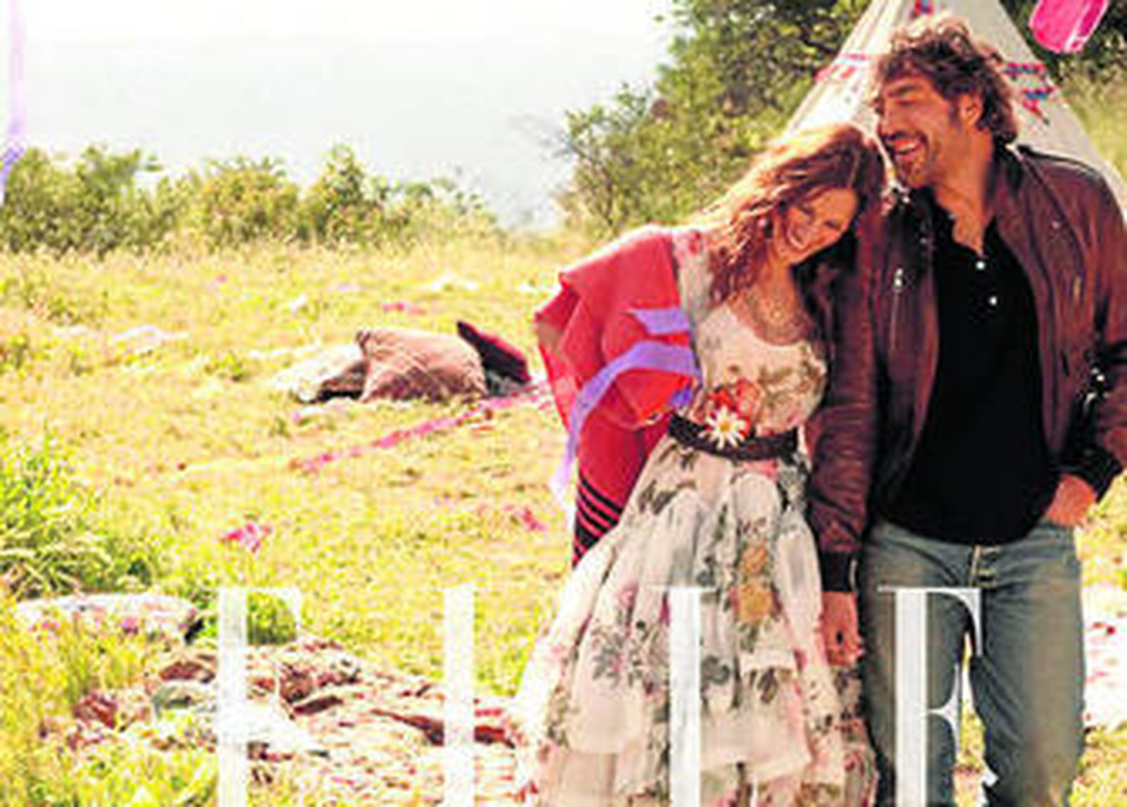 Bardem y Julia Roberts se muestran cómplices en 'Elle'