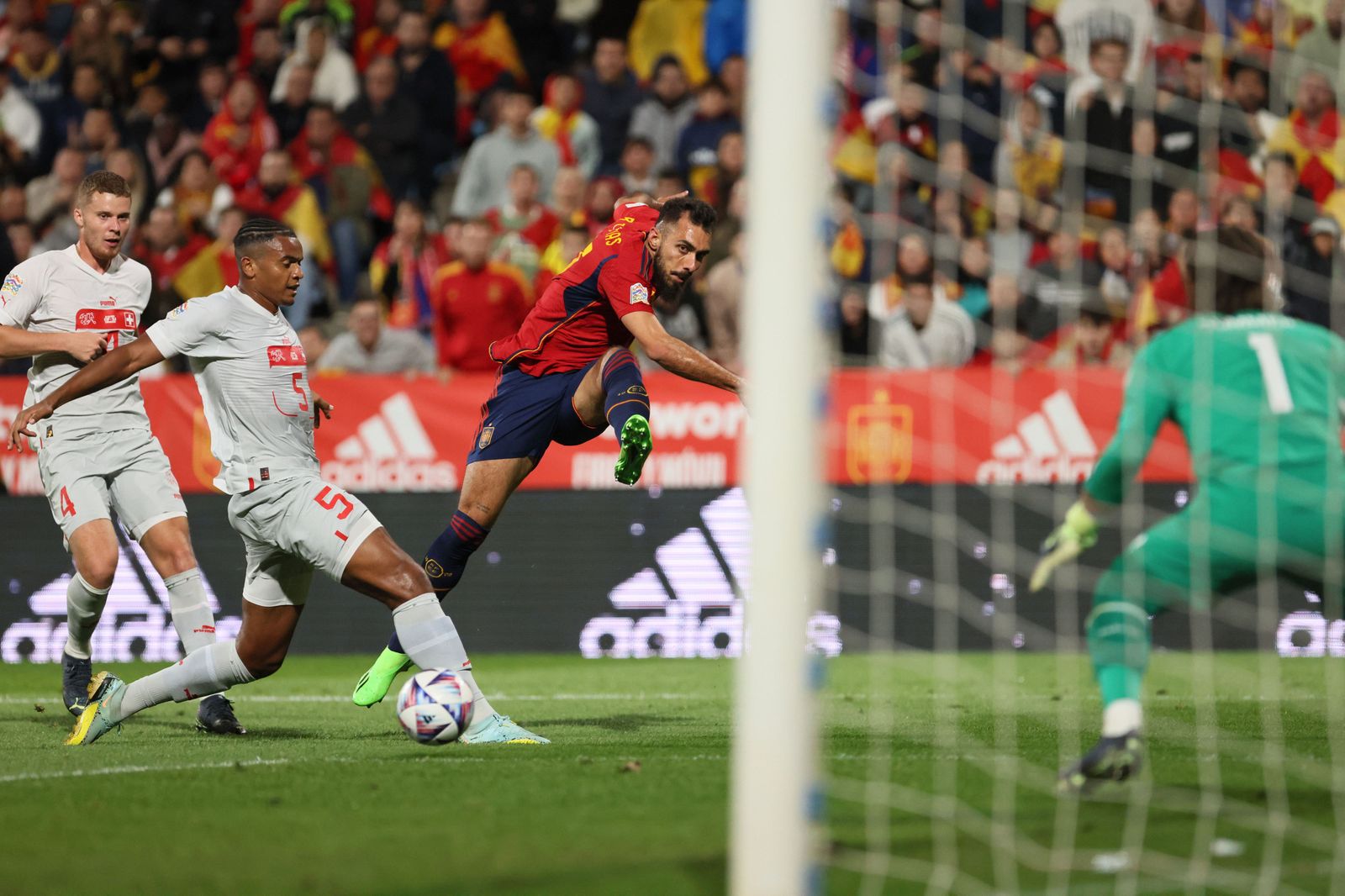 Las imágenes del España-Suiza