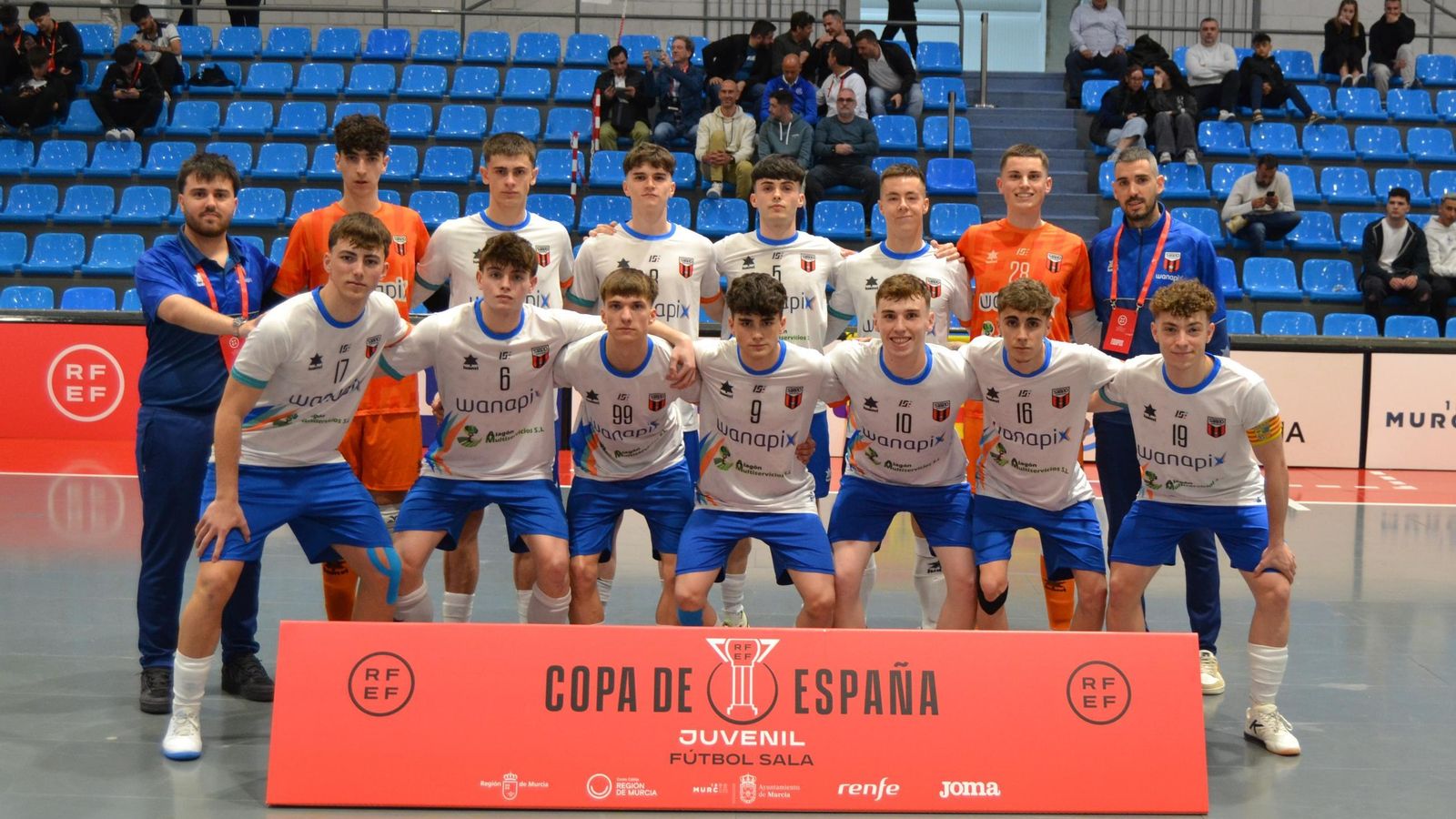 Plantel de Wanapix Alagón Multiservicio Sala 10.