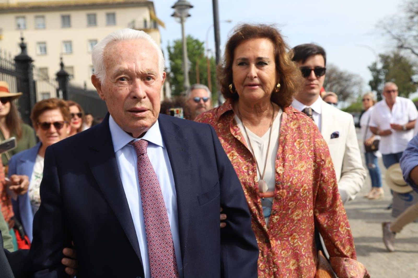 Galería de fotos en la Puerta del Príncipe