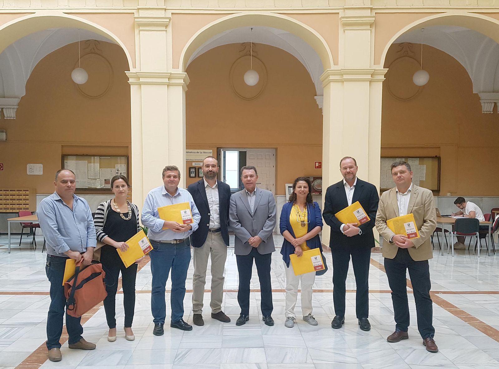 Los miembros del jurado del Reto Malacate.