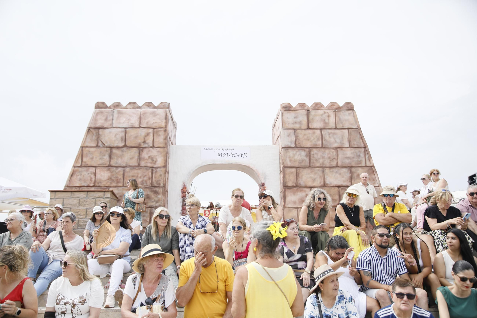 El gran desfile de Moros y Cristianos de Mojácar, en imágenes
