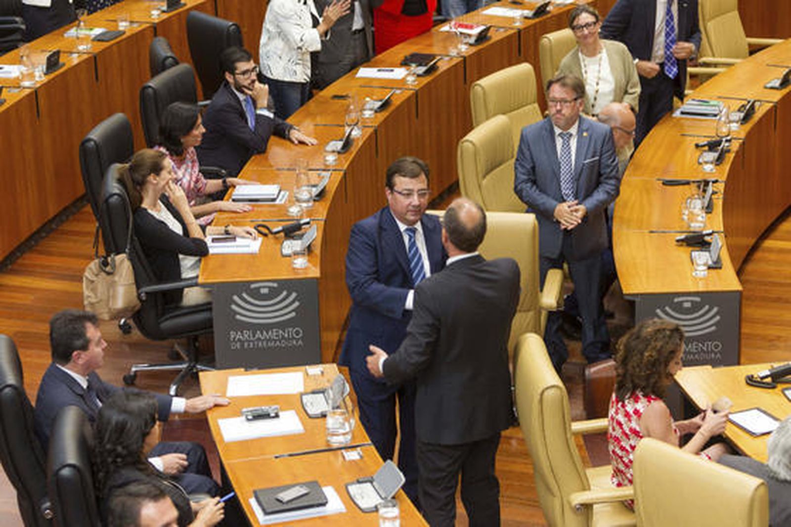 Fernández Vara recupera el Gobierno de Extremadura