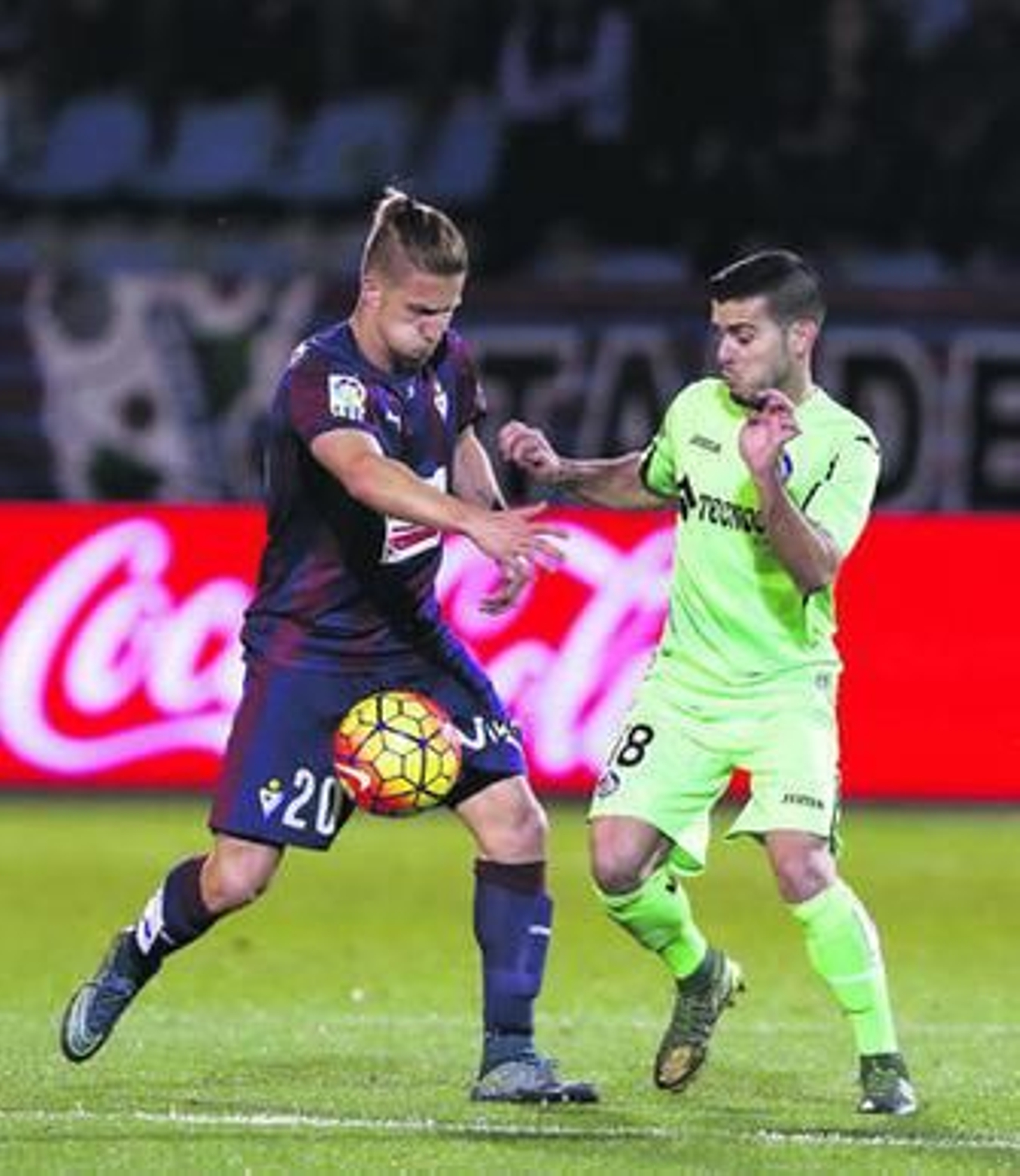 Dos bandas juguetonas