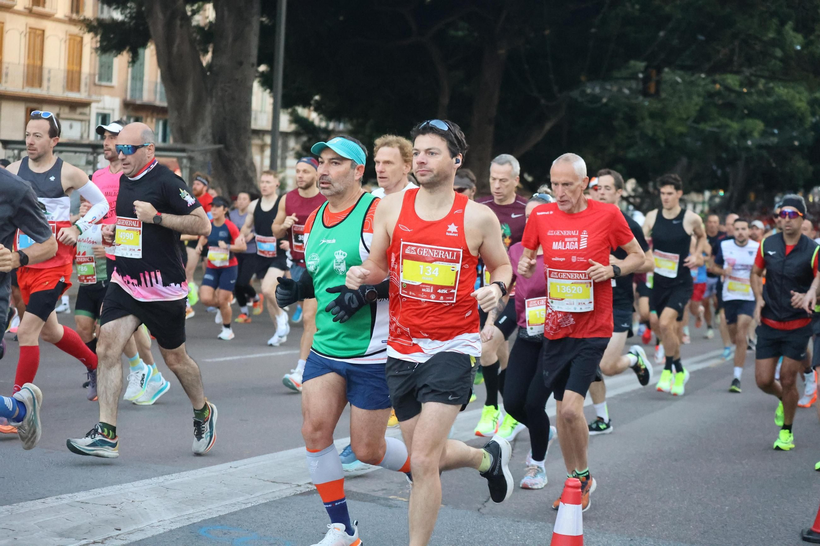 Las mejores fotos de la Maratón de Málaga 2024