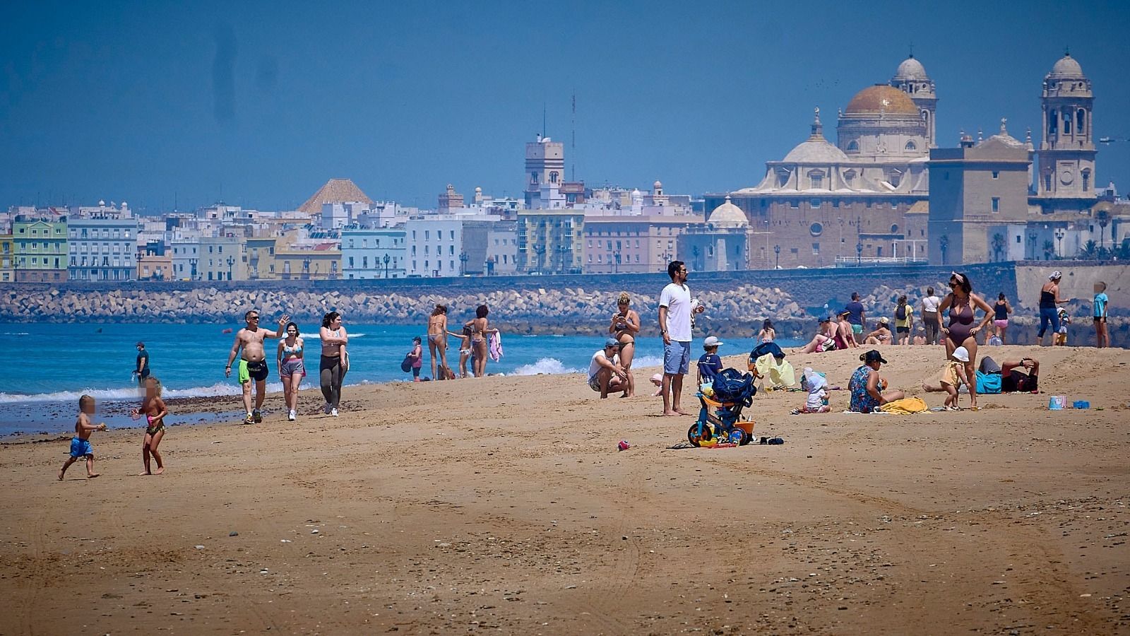 Usuarios de la playa en los últimos días.
