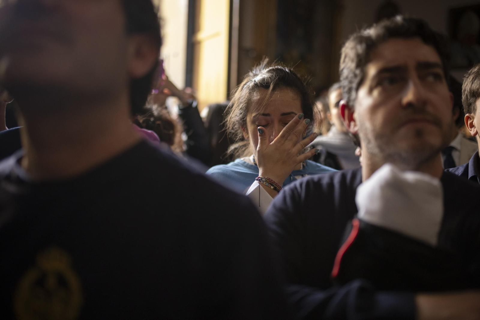 Las mejores imágenes del Miércoles Santo en Huelva: Hermandad de la Victoria