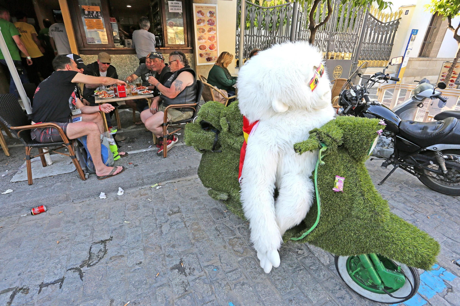 El ambiente en la Motorada, en imágenes