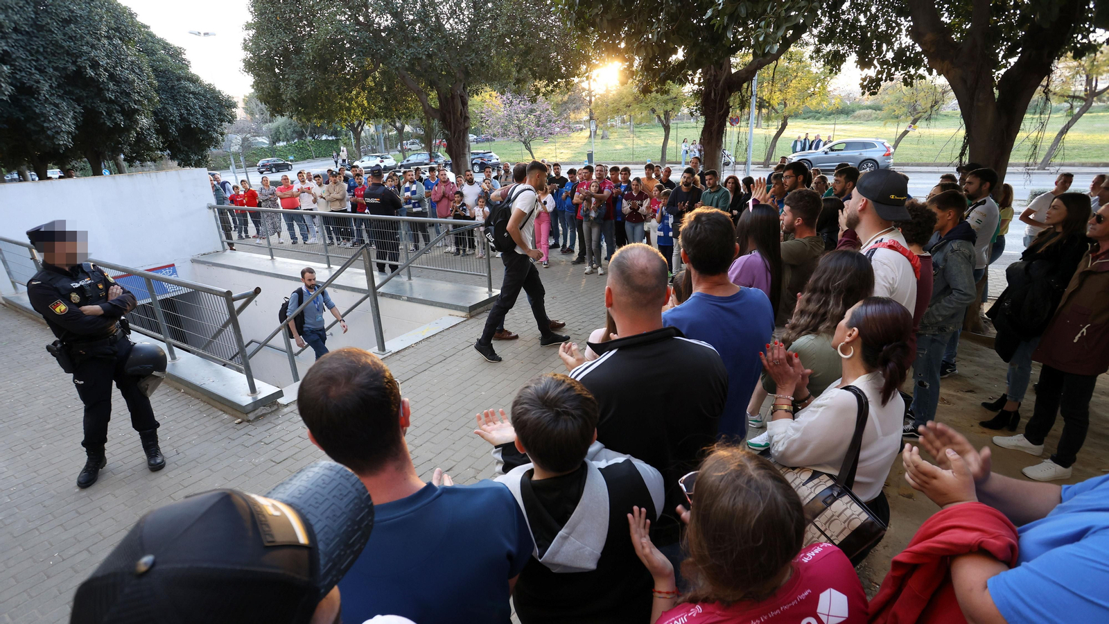 Bronca y tensión al final del Xerez DFC-Recreativo Granada