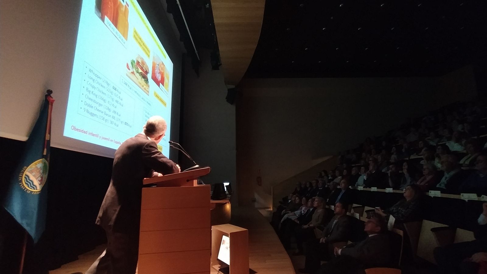 Conferencia de Juan Manuel García-Cubillana.