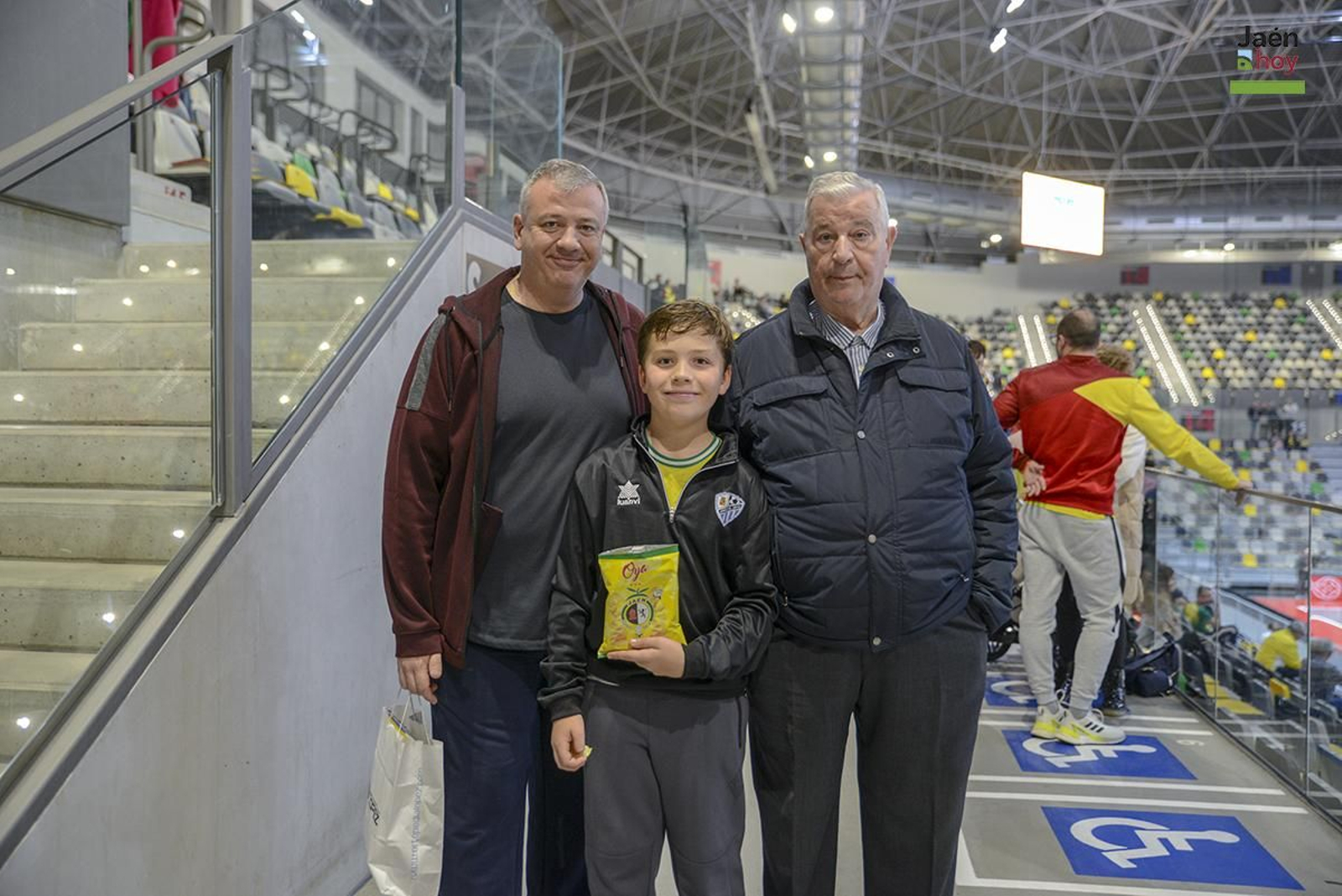 Búscate en las gradas del Olivo Arena en el Jaén Paraíso Interior - Inter Movistar