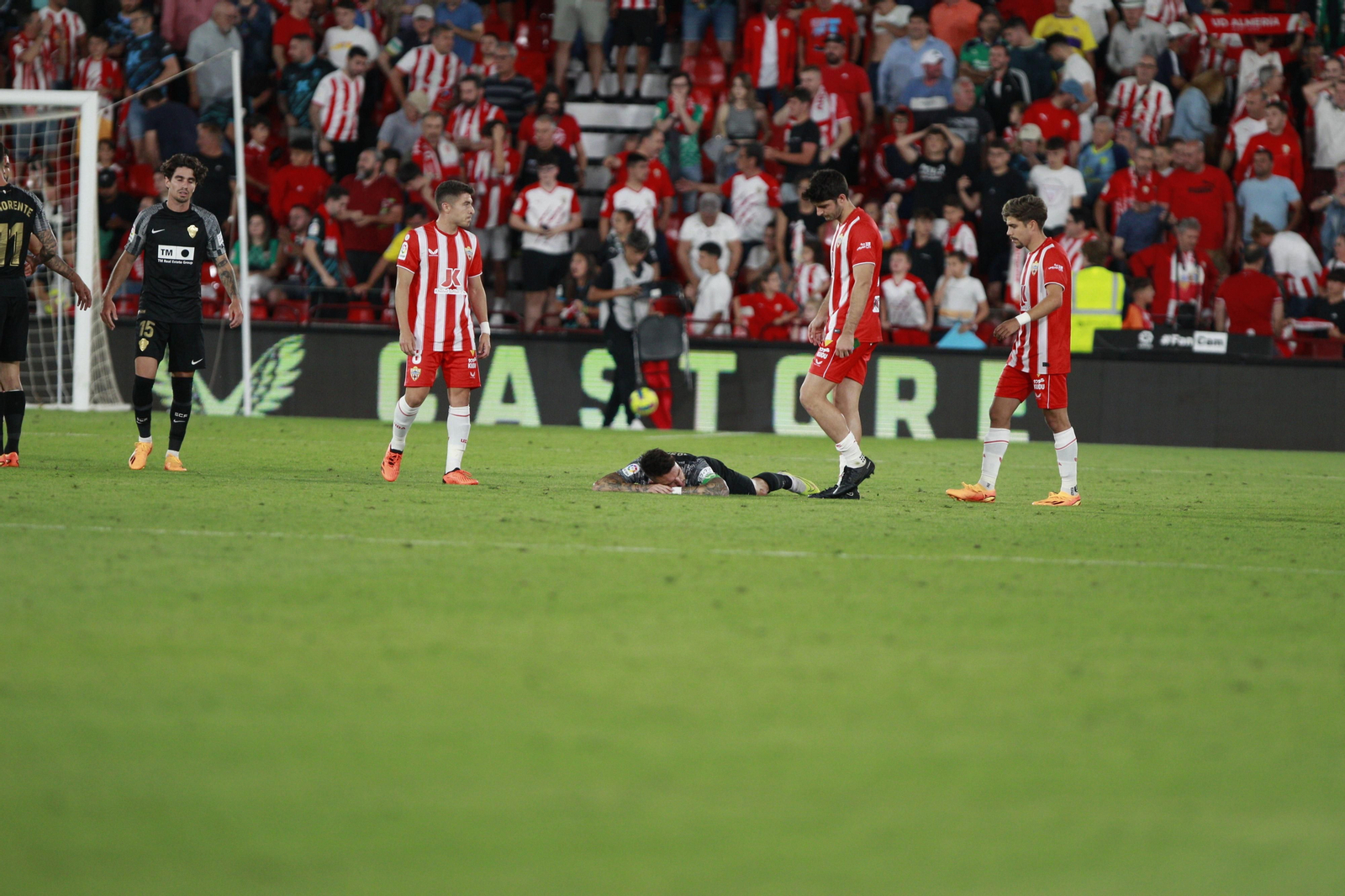Imágenes del partido U.D. Almería-Elche C.F.