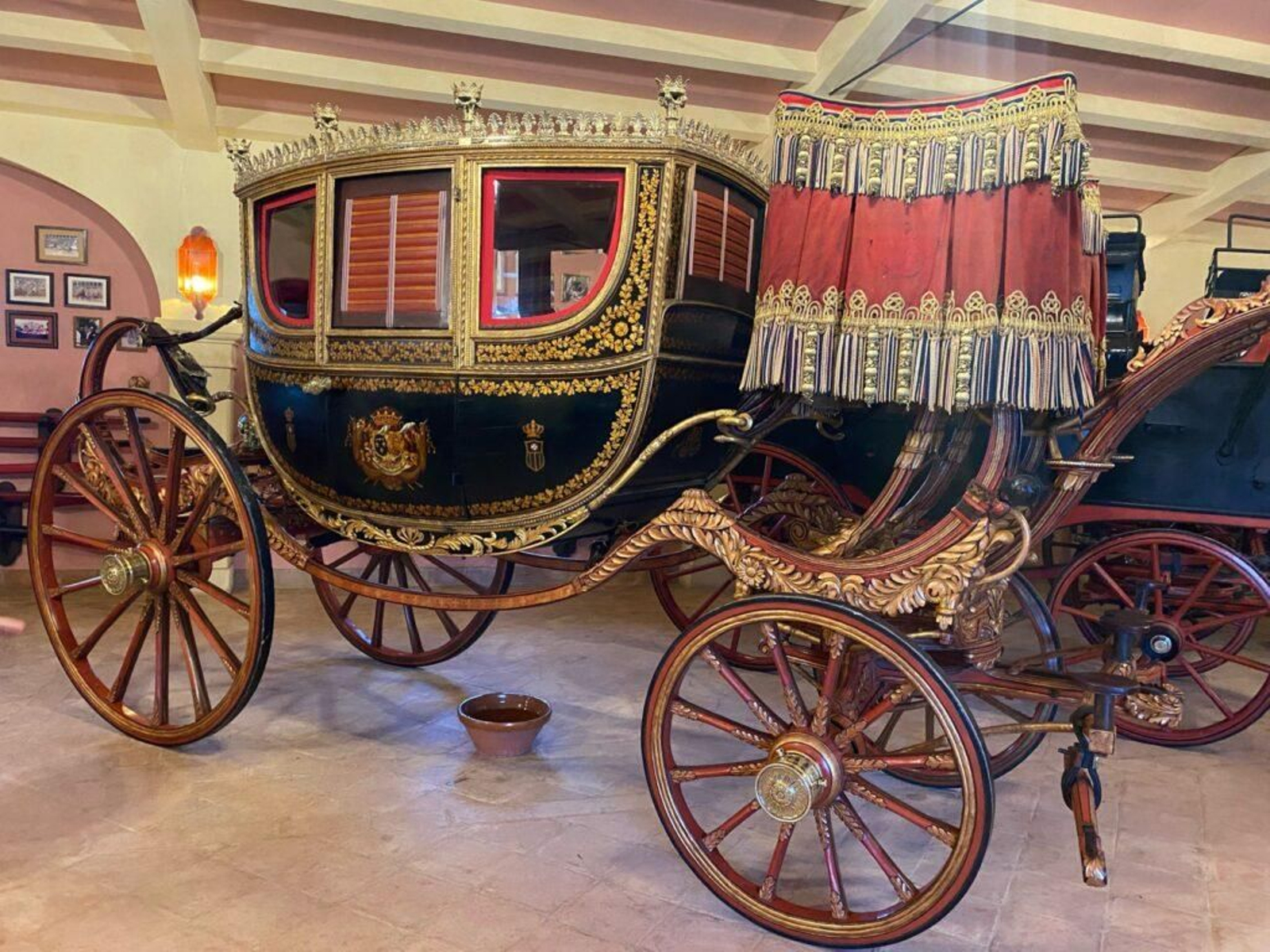 La berlina recién restaurada por la casa Dorantes Harness