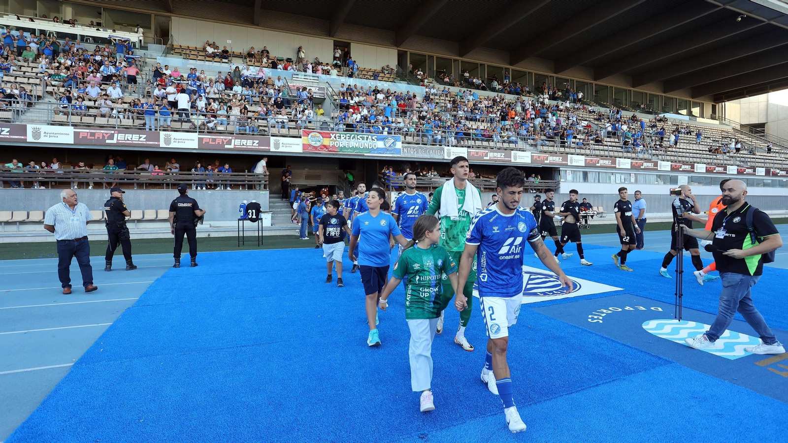 Imágenes del partido entre Xerez DFC y Juventud Torremolinos en Chapín