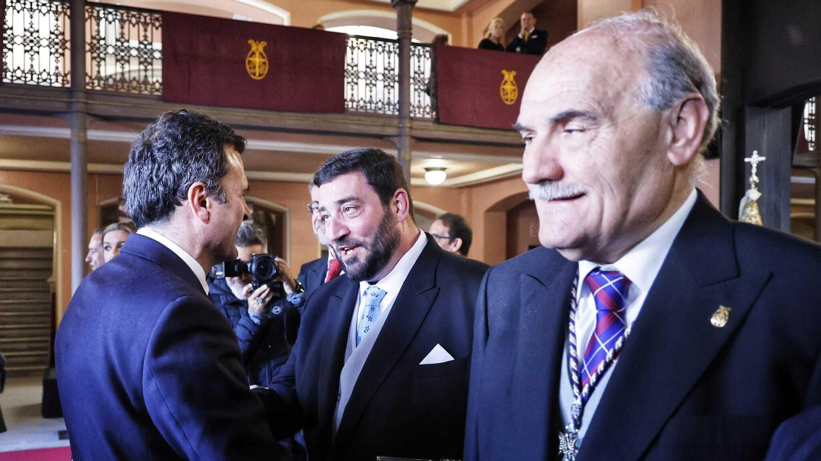 Todas las imágenes del Pregón de Fernando Díaz de la Semana Santa de Cádiz 2024