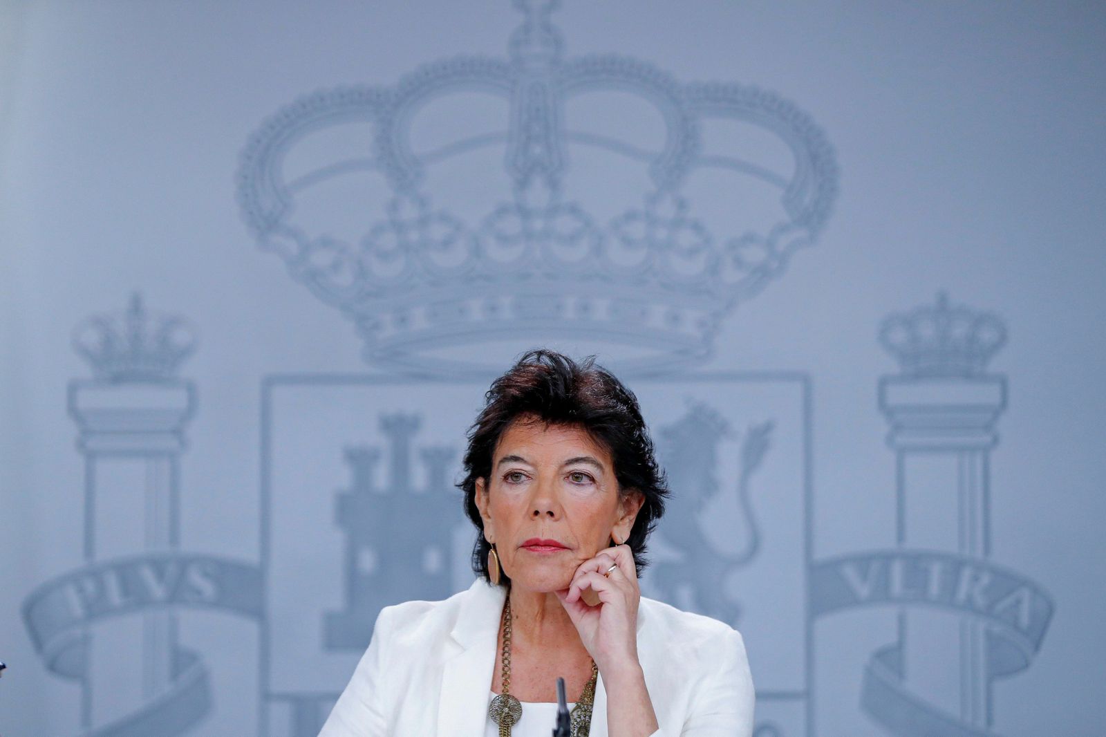 La portavoz del Gobierno en funciones, Isabel Celaá, en rueda de prensa tras el Consejo de Ministros este viernes.