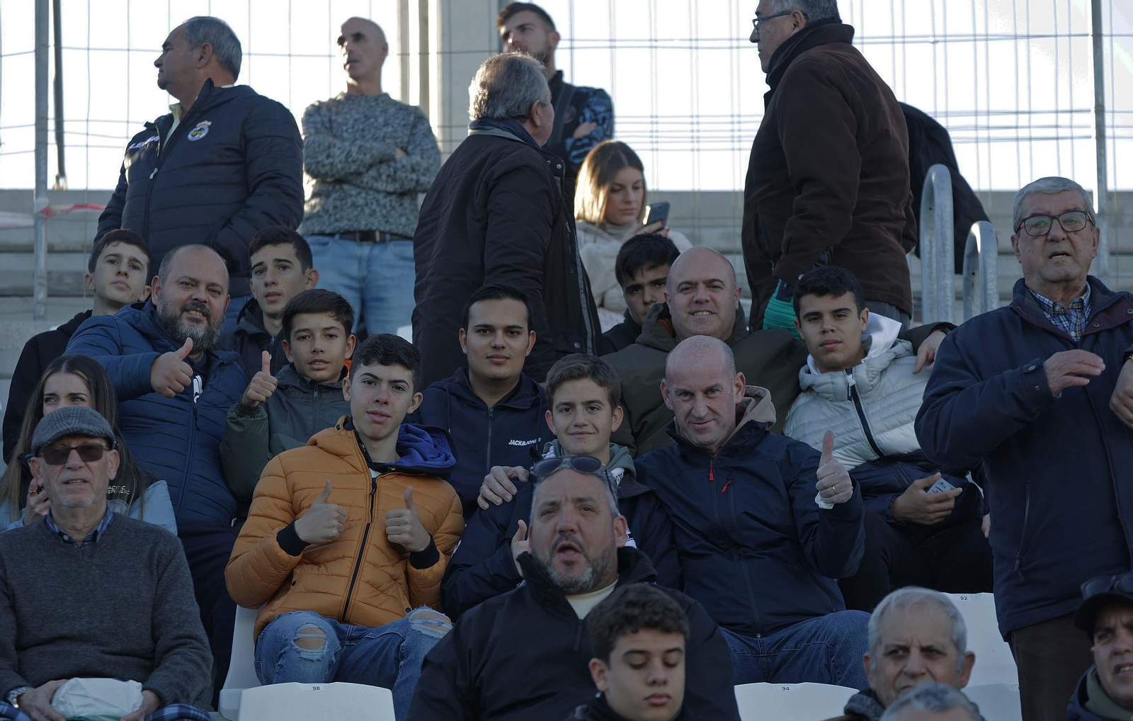 Búscate durante el Balona - Antoniano en el Ciudad de La Línea