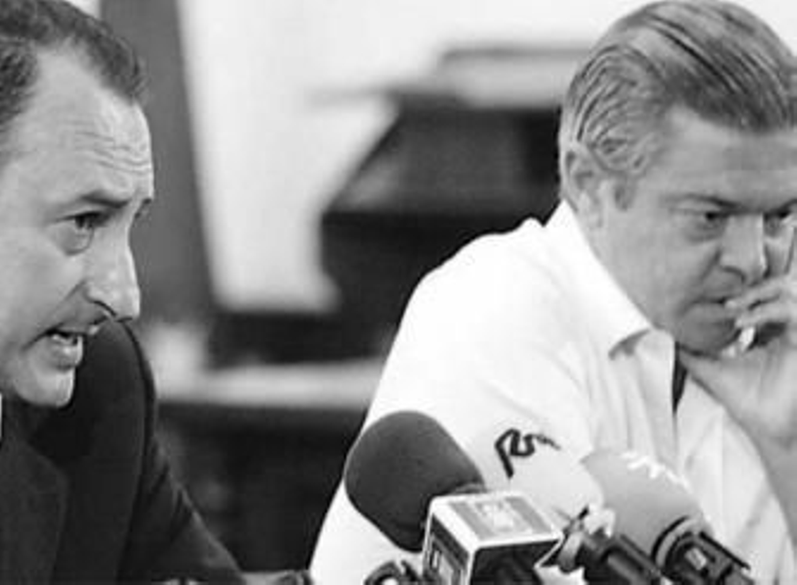 El ex concejal de Urbanismo, Carlos Ruiz Calama, y el alcalde, Juan Carlos Juárez.