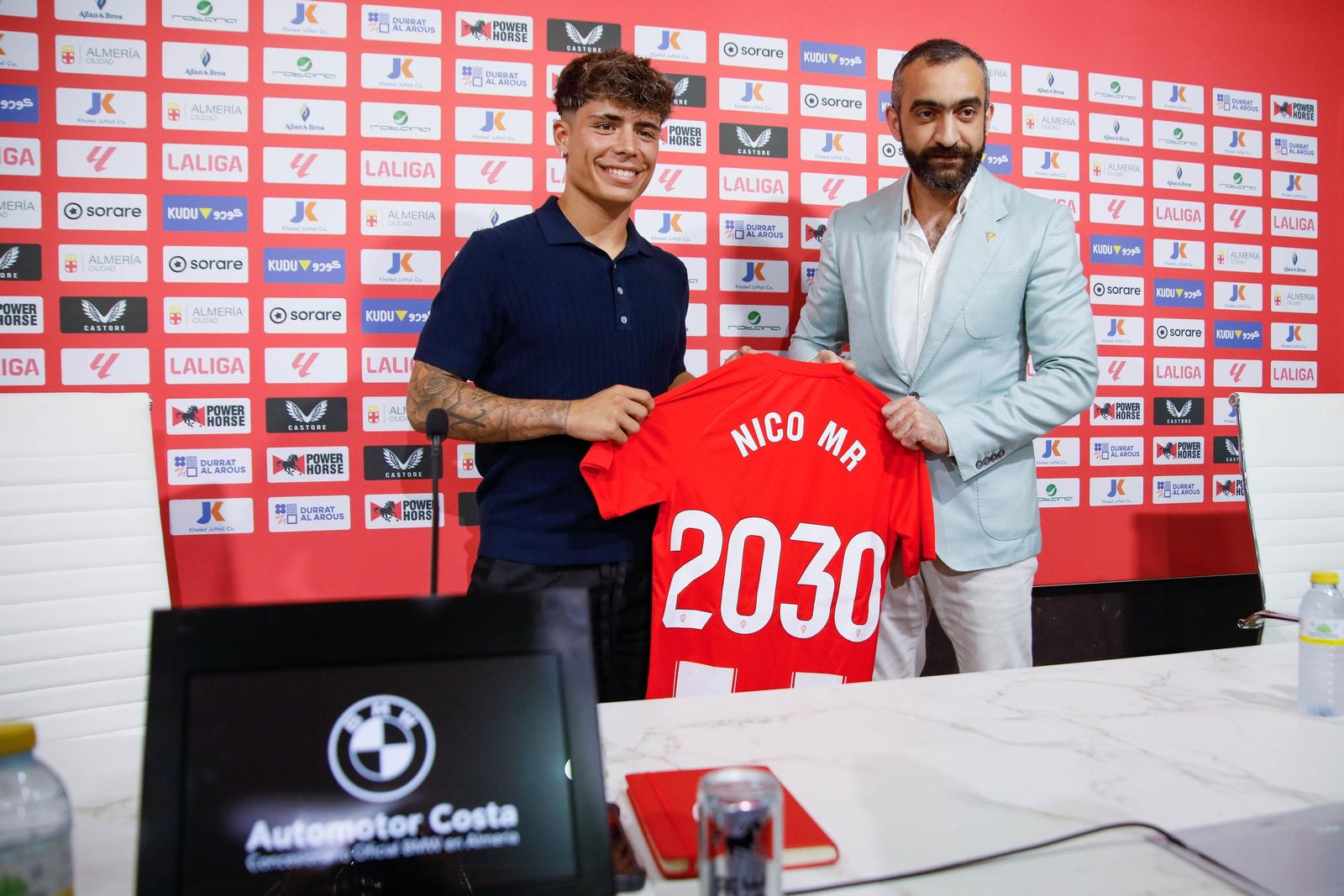 Presentación de Nico Melamed como nuevo jugador de la UDA, en imágenes