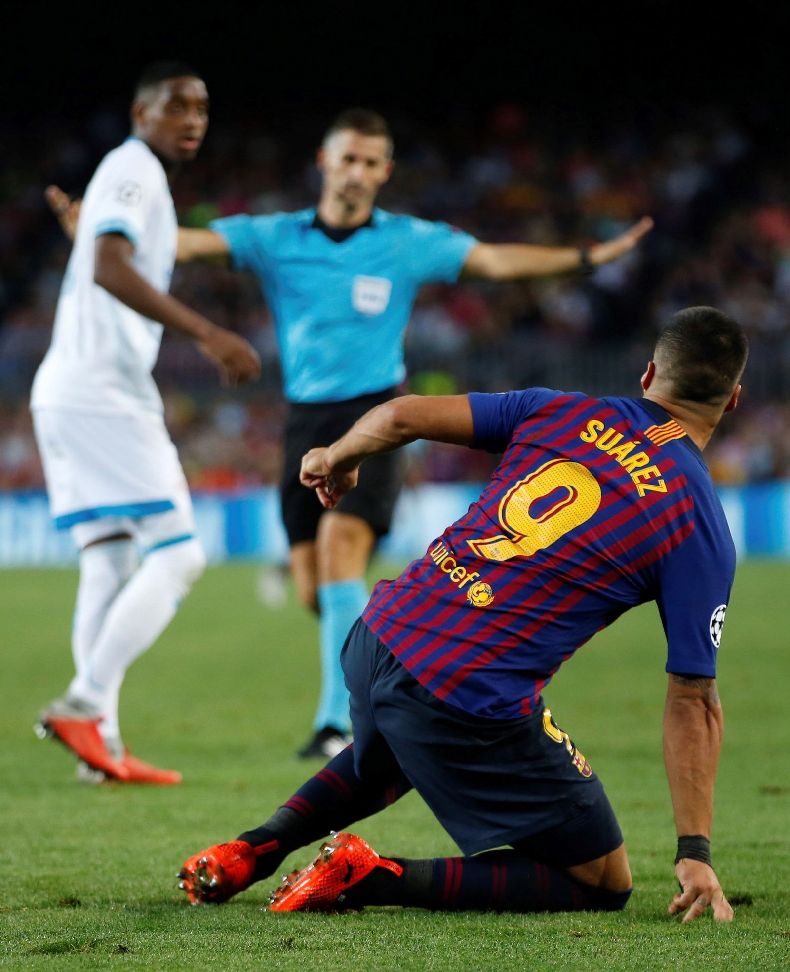 Las imágenes del Barcelona-PSV