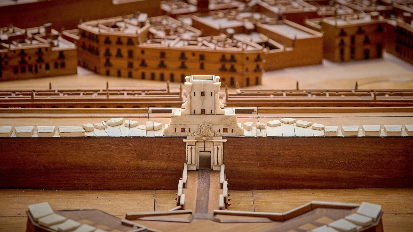 La Puerta de Tierra Maqueta de Cádiz en el Museo de Las Cortes