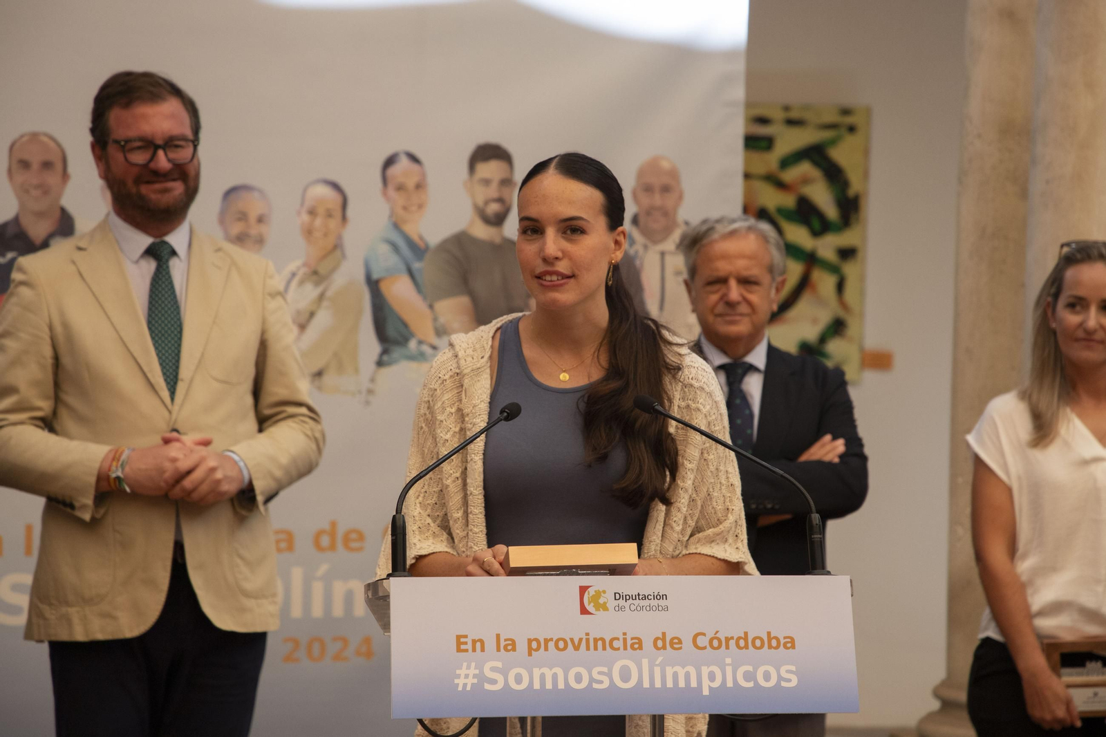 foto_recepcin-por-parte-de-la-corporacin-provincial-a-los-deportistas-olmpicos_20_53985113073_o.jpg