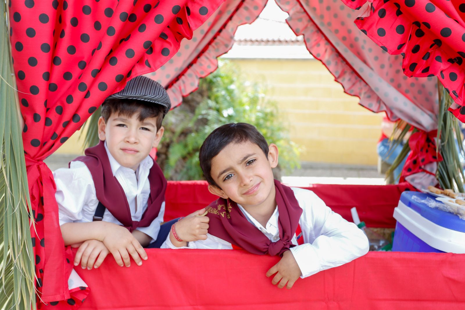 Fotos del domingo de Feria y la romería del Cristo de la Almoraima en Castellar