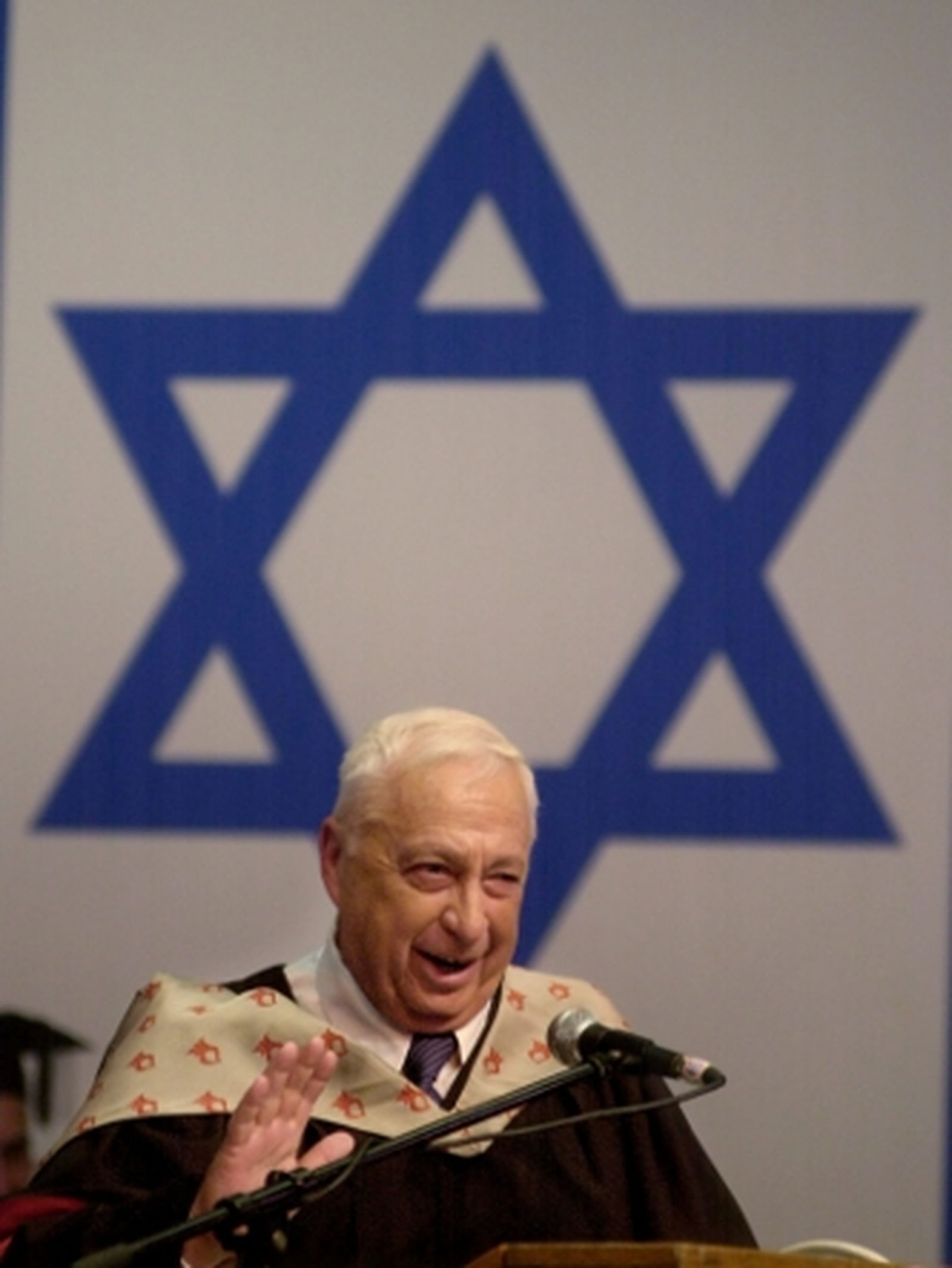 Fallece el ex primer ministro israelí Ariel Sharon tras pasar ocho años en coma