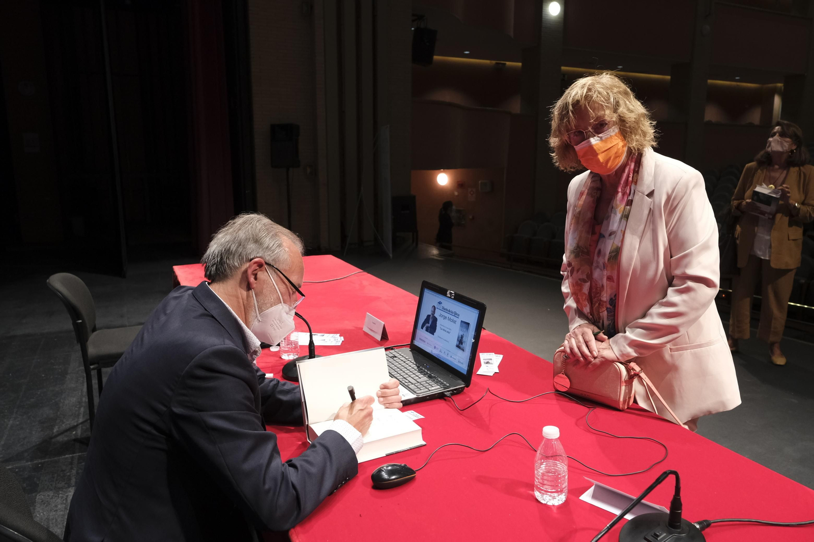 Fotogalería El Diario de los Libros. Jorge Molist. Almería