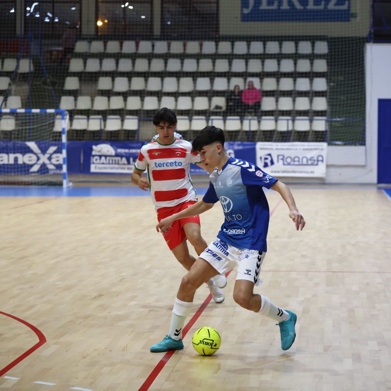 Isco hizo debutar al juvenil Palomeque.