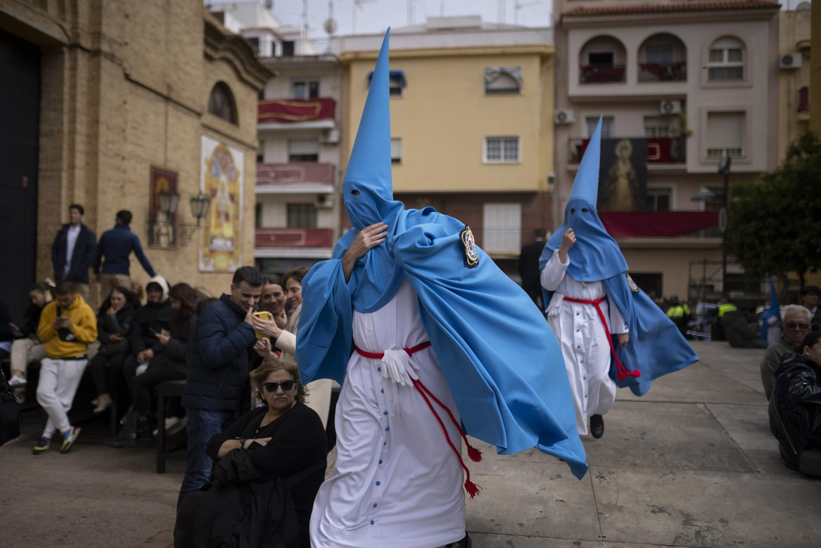 Las mejores imágenes del Miércoles Santo en Huelva: Hermandad de la Victoria