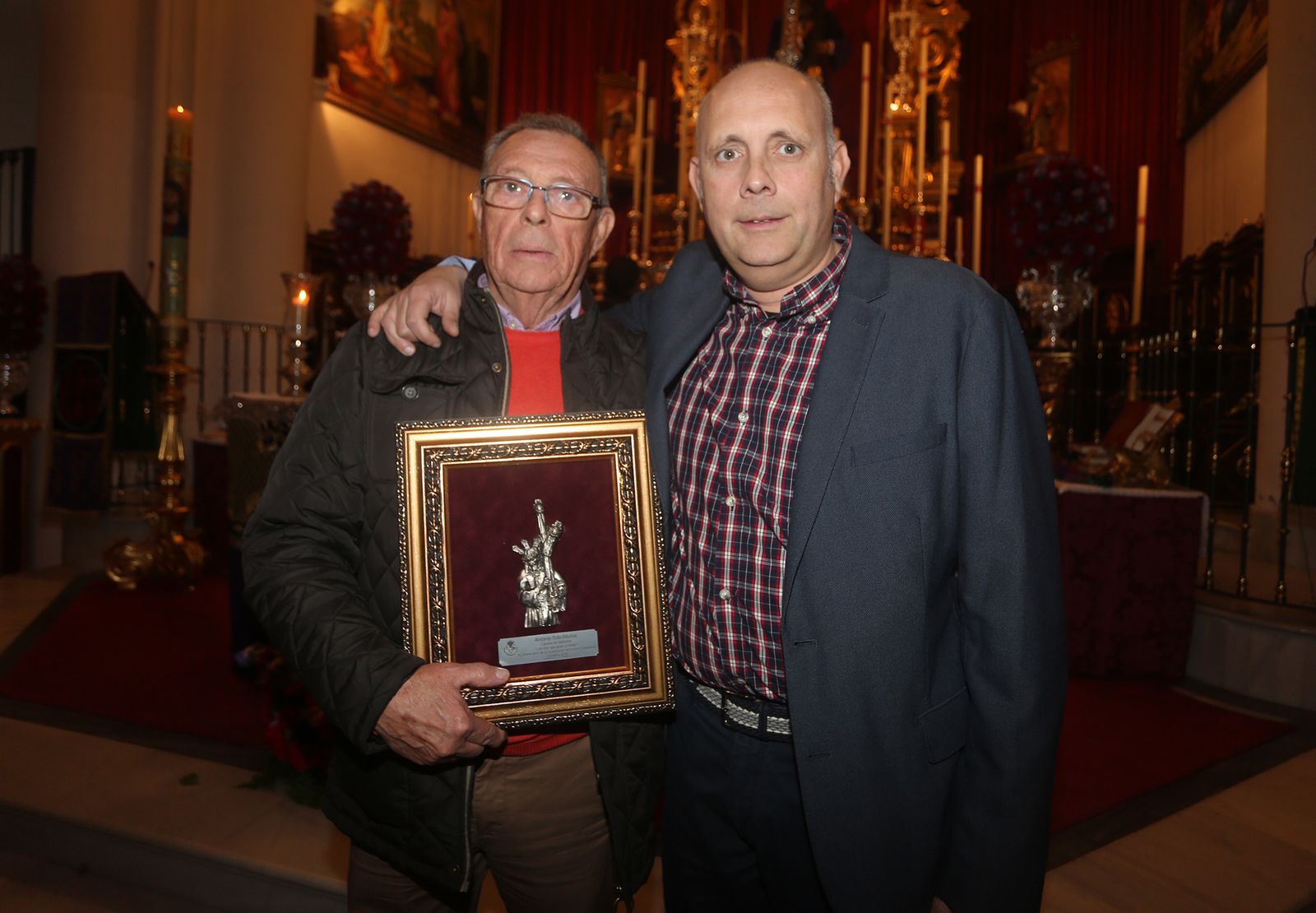 Imagenes de la misa de acción de gracias por el aniversario de la cuadrilla de costaleros