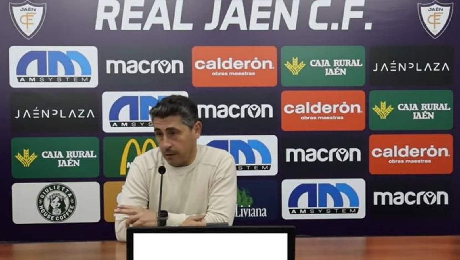 Roberto Peragón, en la rueda de prensa postpartido tras el triunfo ante el FC Marbellí.