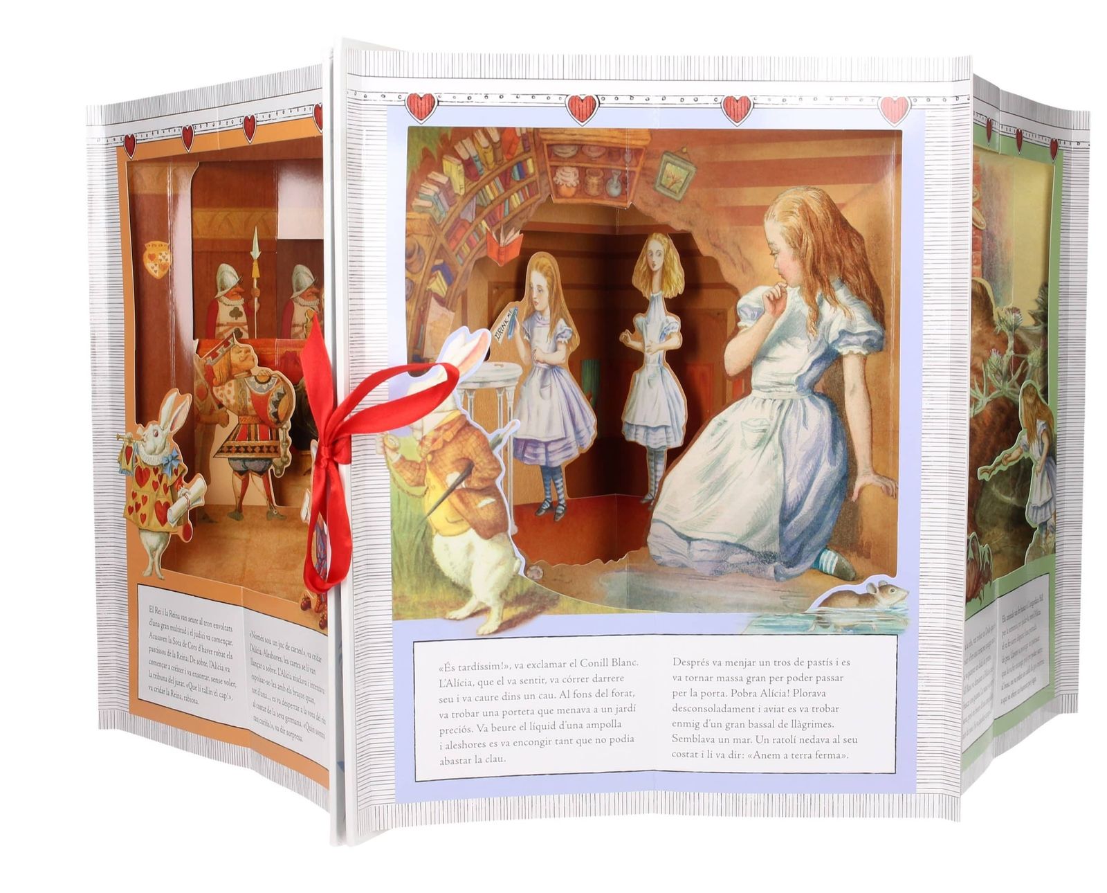 Ficción, arte, ciencia... En esta selección destacan los títulos con ediciones ilustradas o 'pop-ups', entre ellos: 'Alicia en el País de las Maravillas', 'Iluminaturaleza', 'El Hobbit', 'Pinocho', 'Animalium', 'El libro de las Maravillas', 'Paténtalo', 'Un Mundo Asombroso' y '¡Mira qué arte! Las Meninas'.