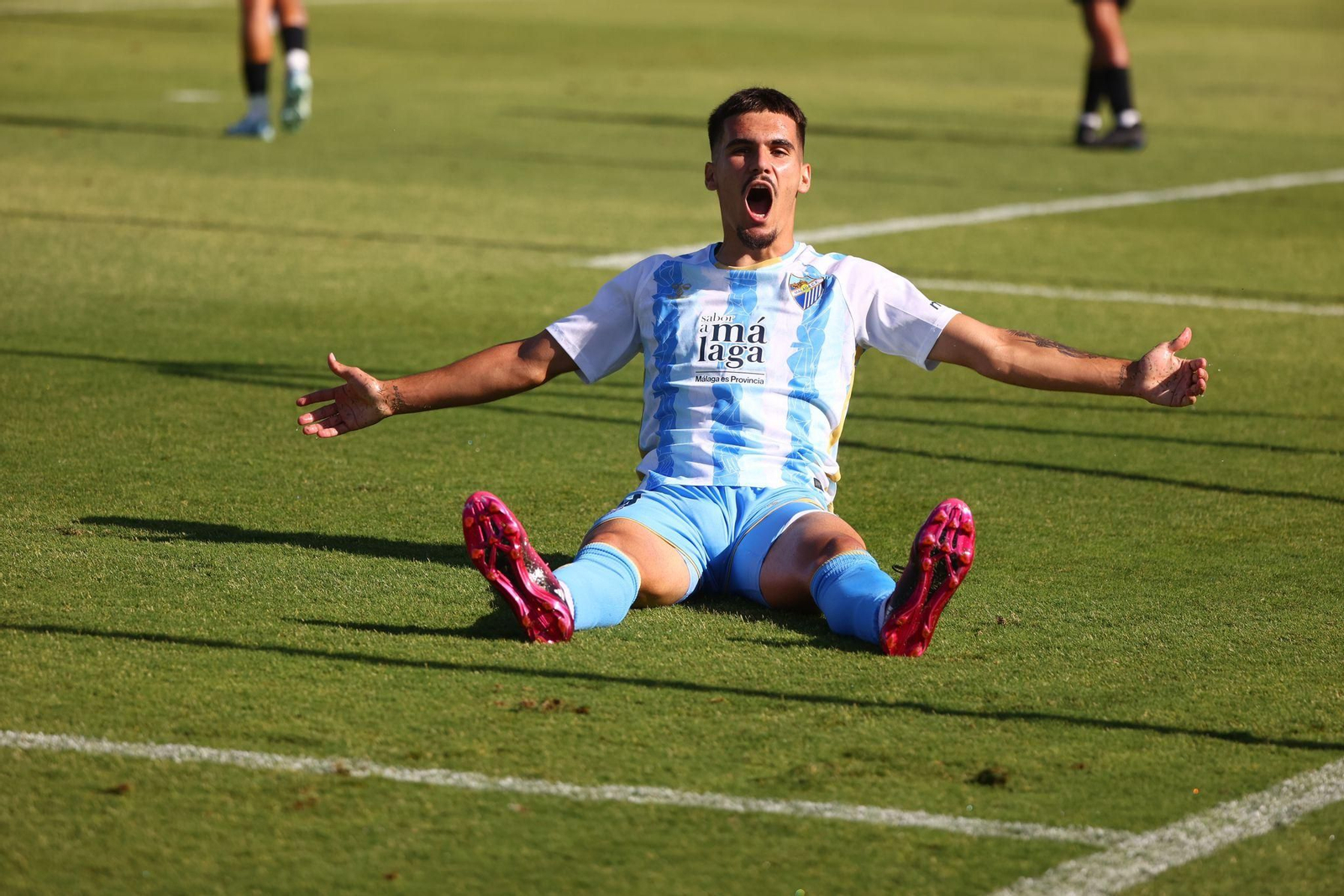 El Atlético Malagueño sigue volando con Chupete al mando (3-1)