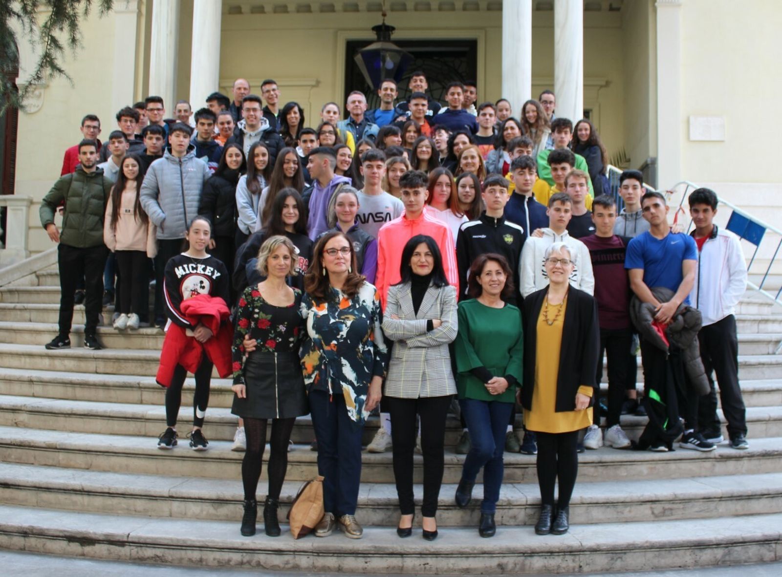 Cuatro científicas comparten su excelencia con alumnos de la provincia de Granada