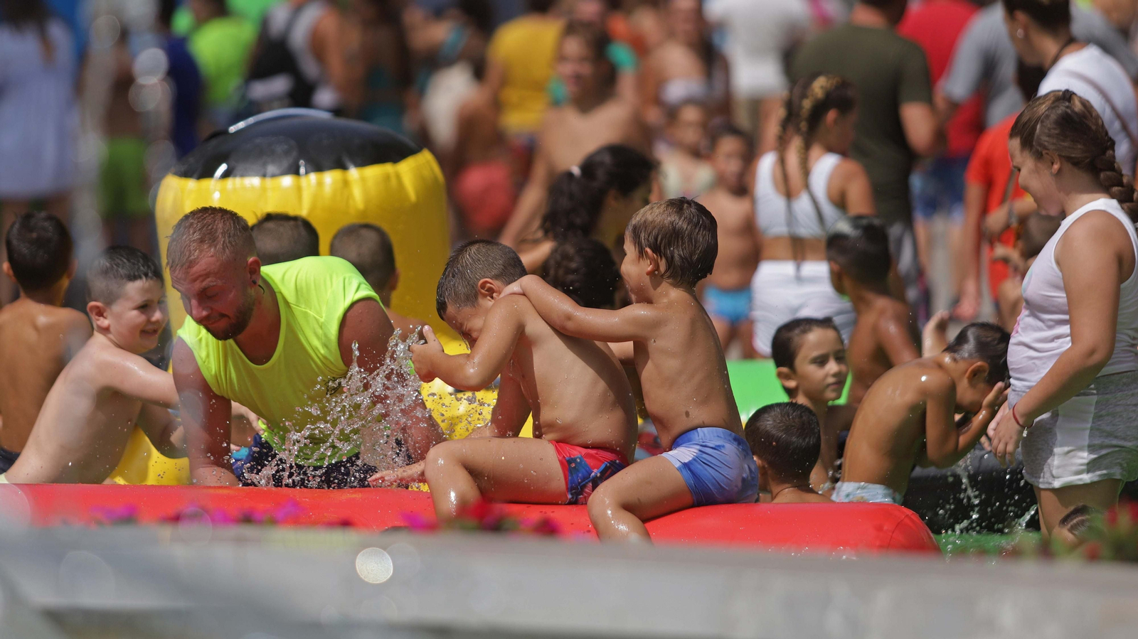 Fotos de la Fiesta del Agua en San Roque
