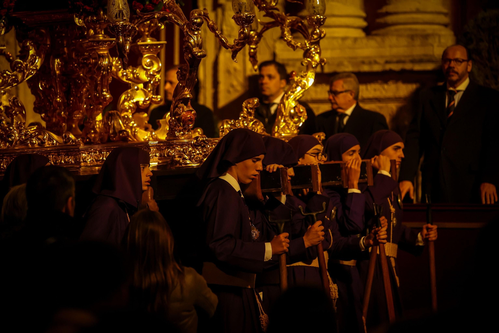 Madrugada del Viernes Santo en Jerez: imágenes de la Noche de Jesús