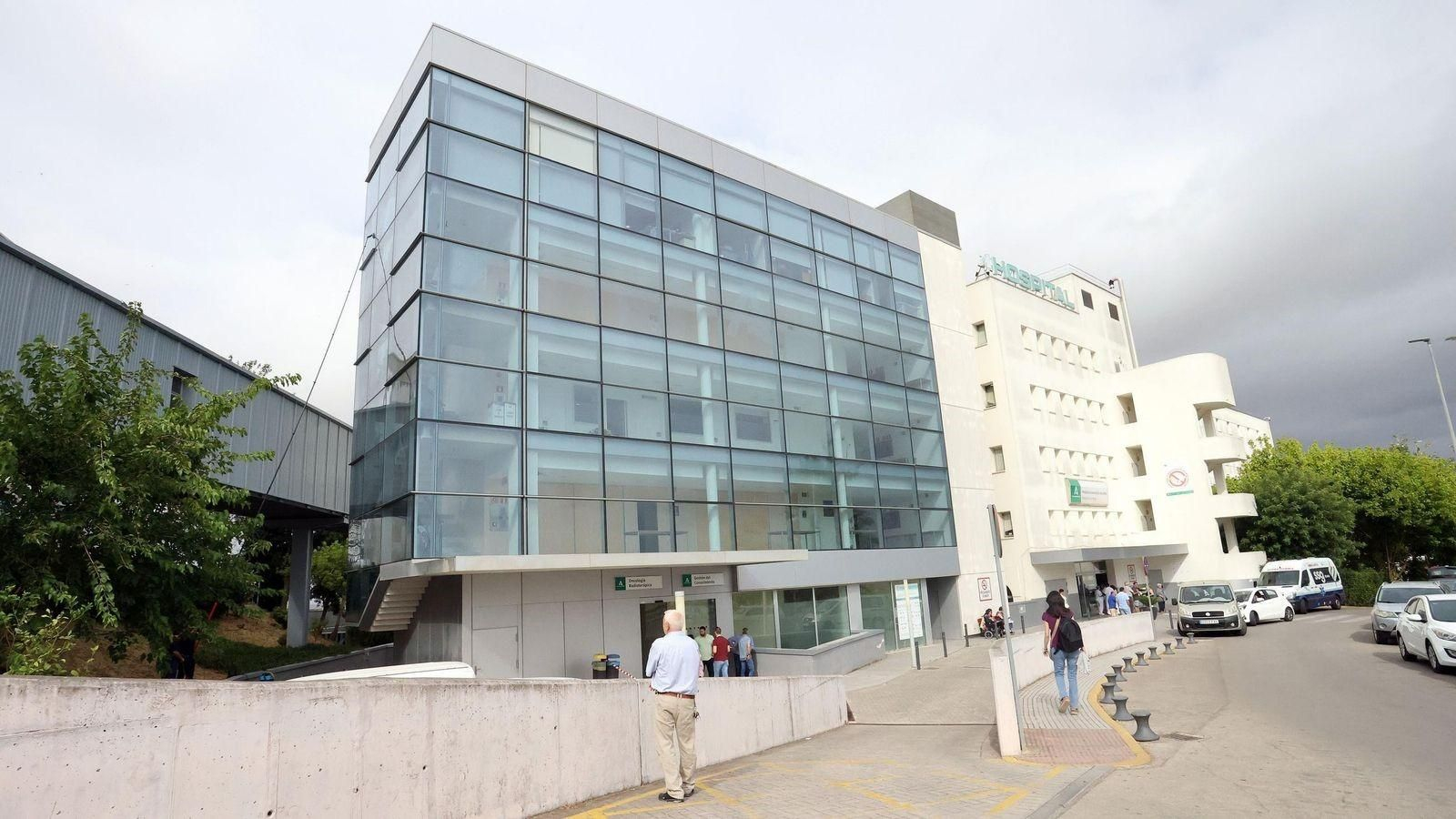 Fachada del Hospital de Jerez.