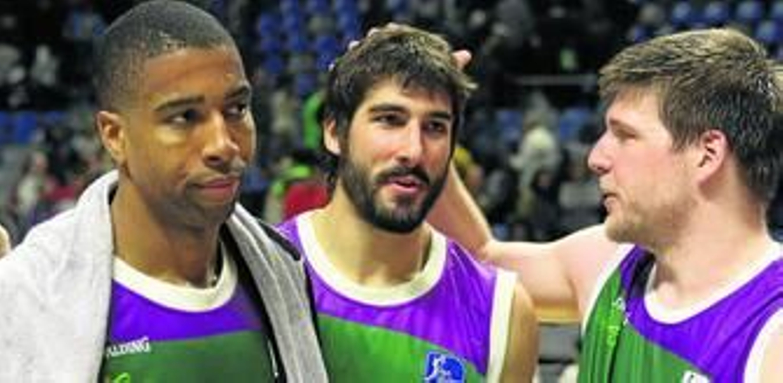 Hendrix, Díez y Cooley, tras un partido.