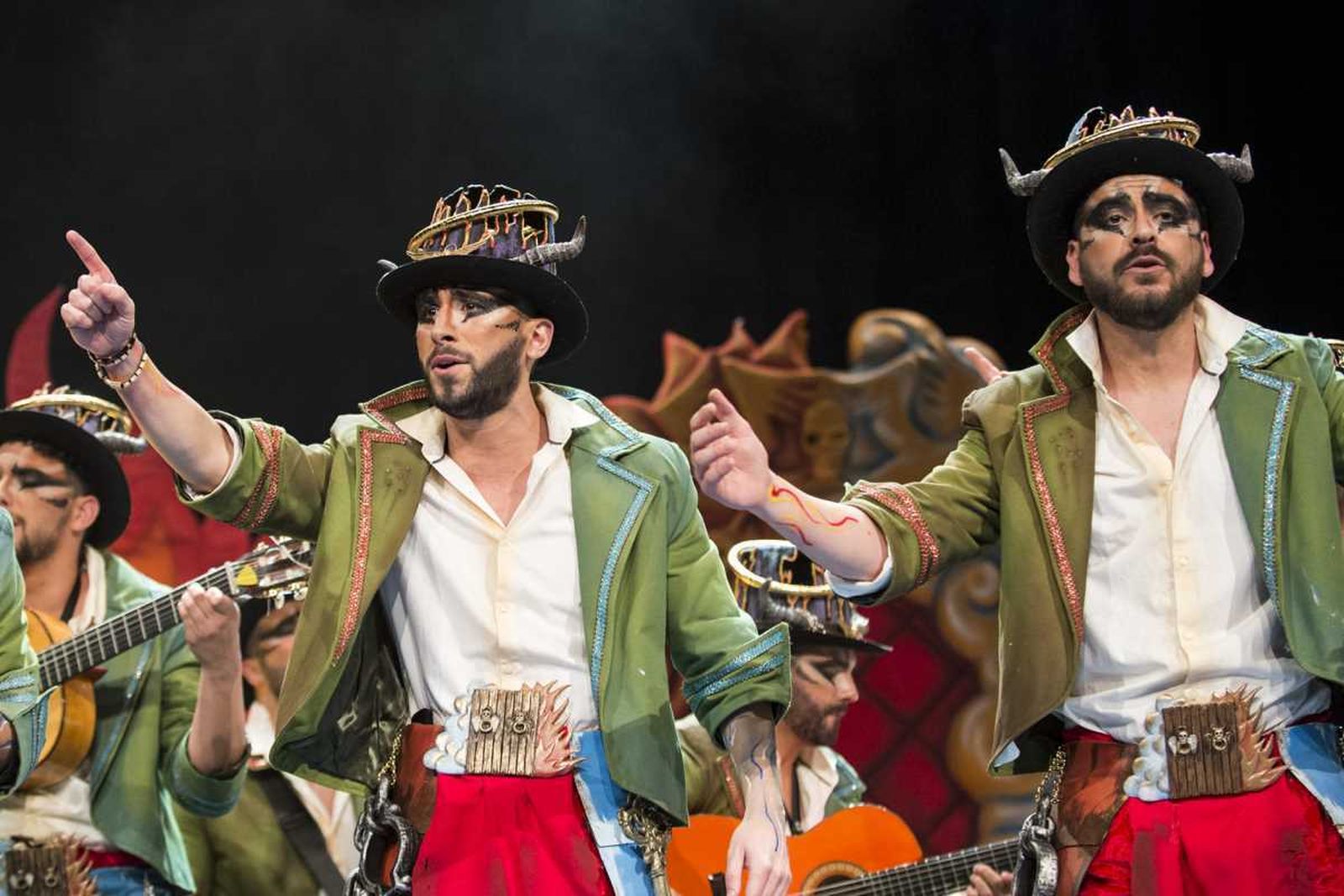 Las imágenes de la decimonovena función clasificatoria