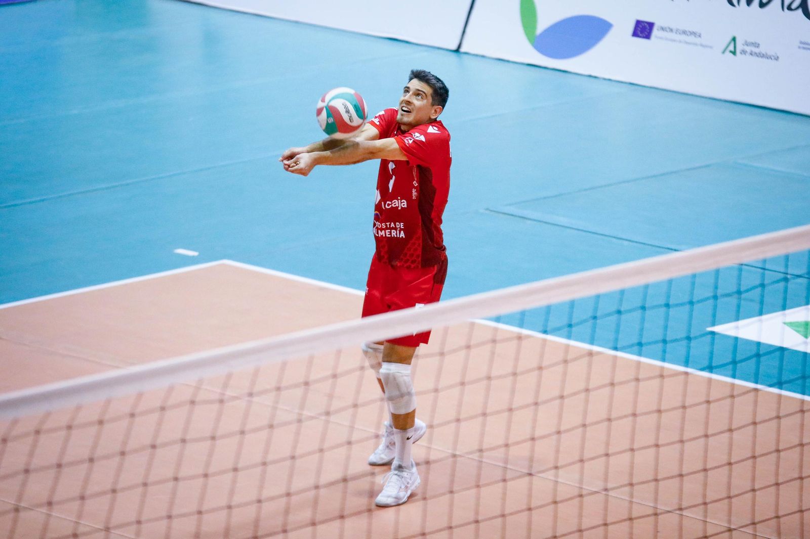 Las imágenes del Unicaja Costa de Almería-Leleman Conqueridor, primer partido del play off por el título de Superliga en Almería