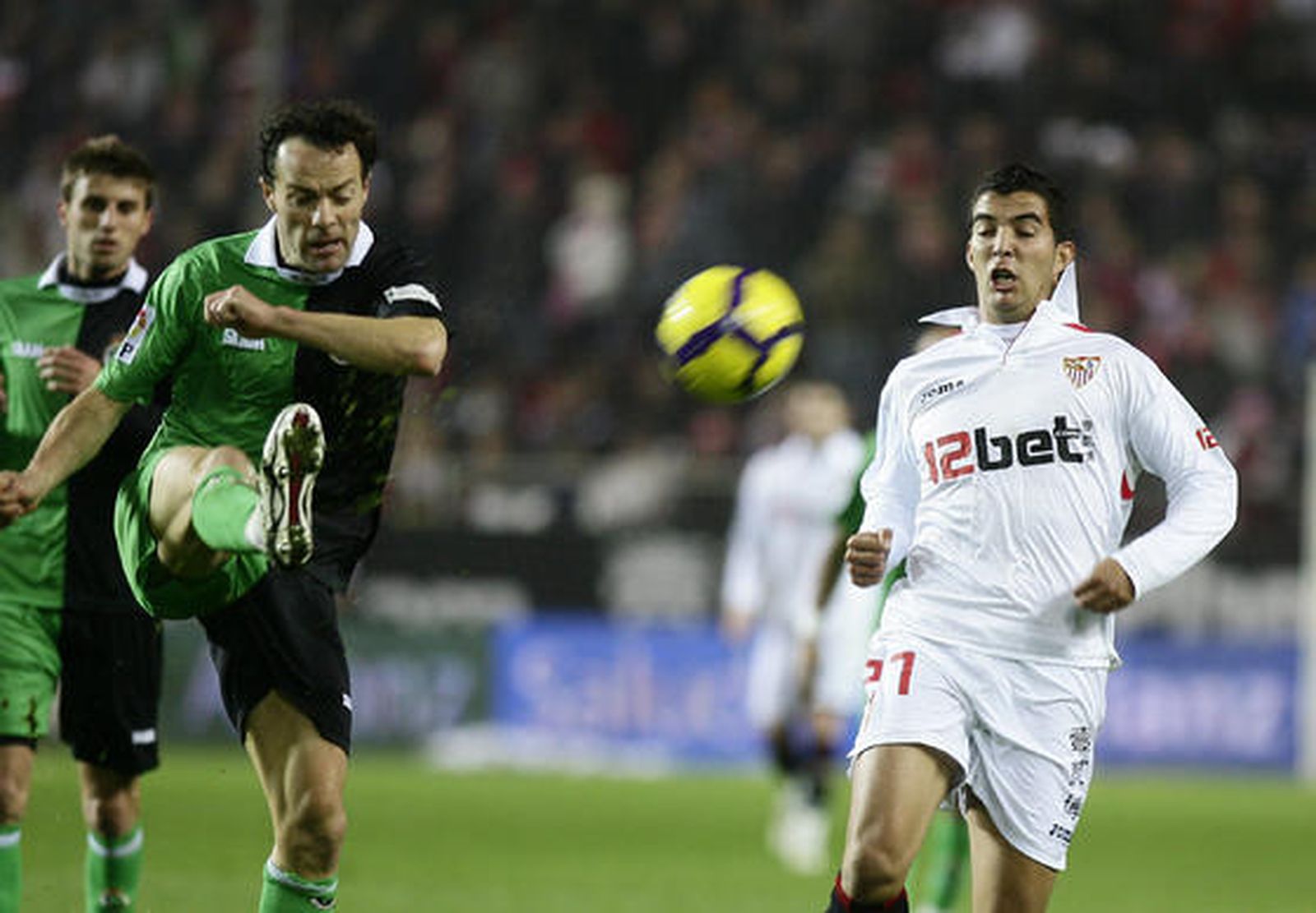 El Sevilla vuelve a ceder puntos en casa. / Antonio Pizarro