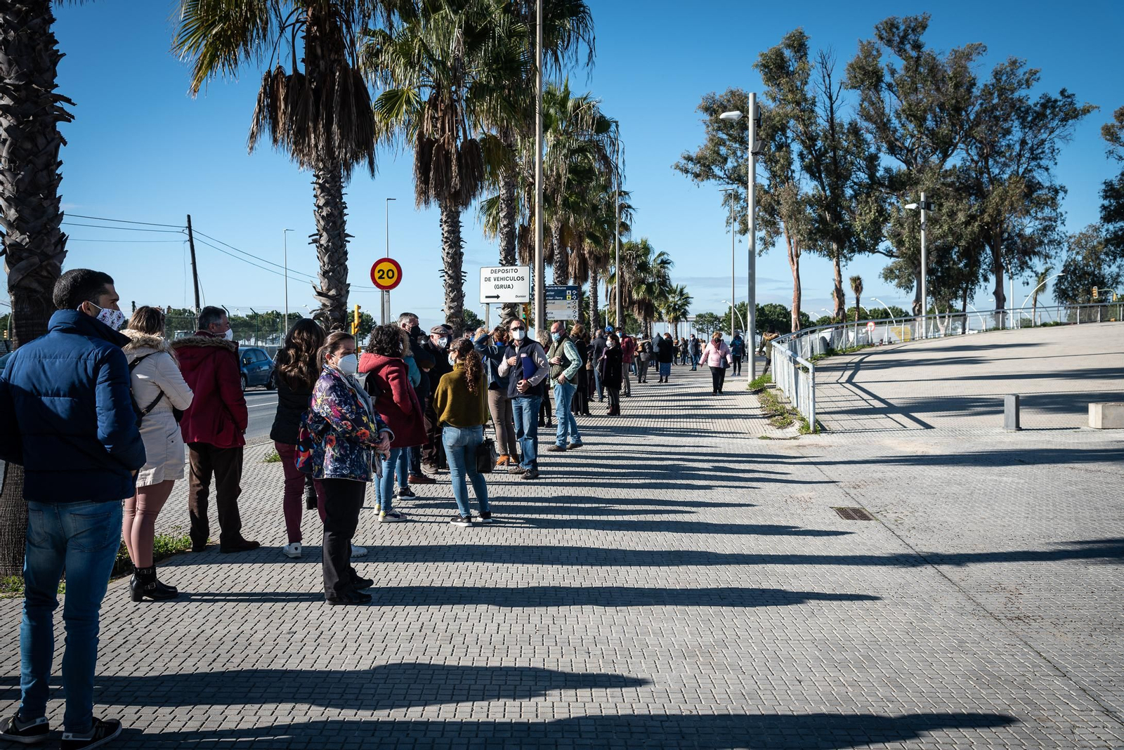 Imágenes de las pruebas Covid-19 al personal docente de Huelva